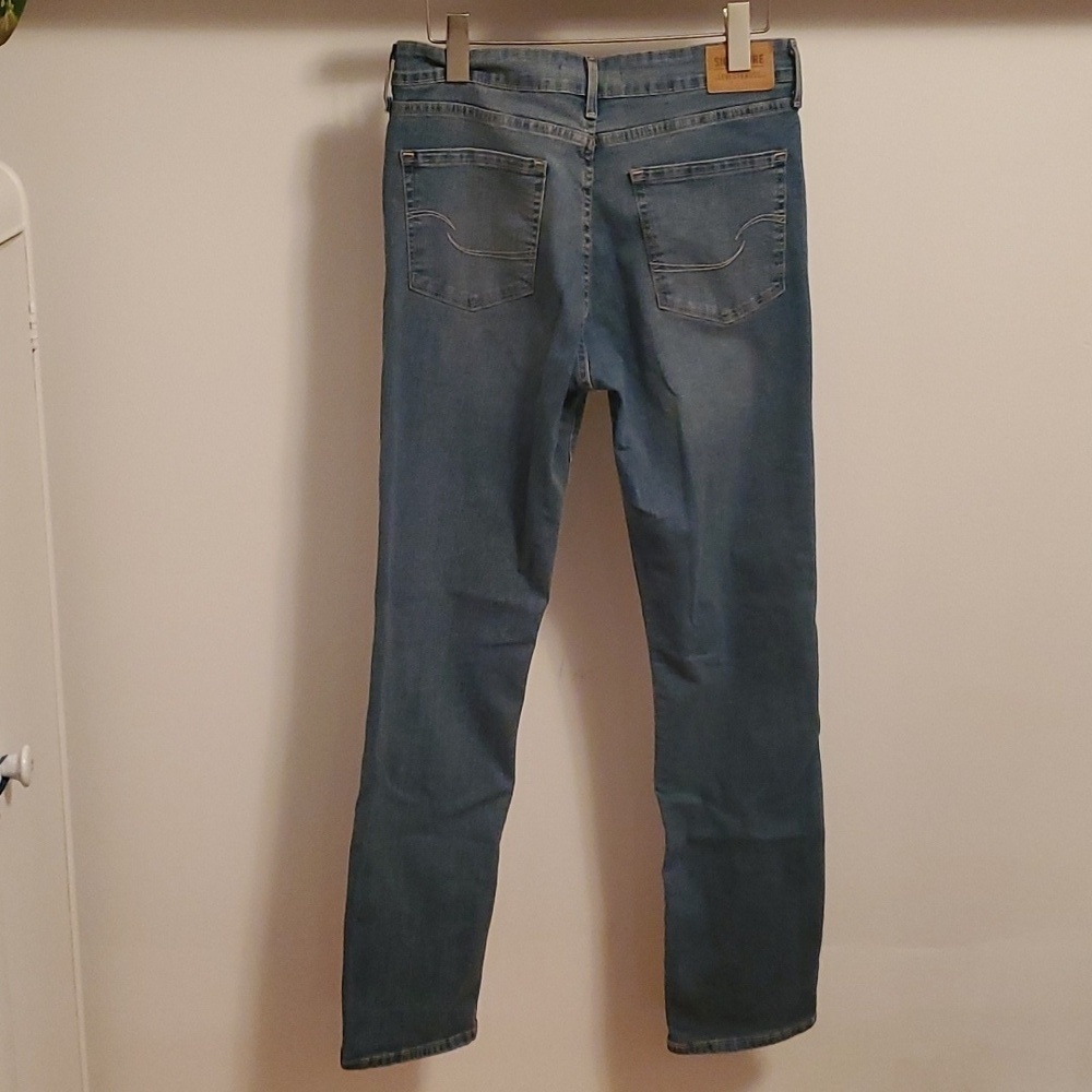 NWOT Signature by Levi Strauss Jean, straight, women size W30 L34. Faded blue. - Picture 2 of 10